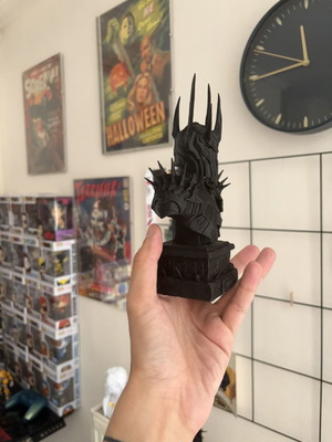 Sauron bust like new