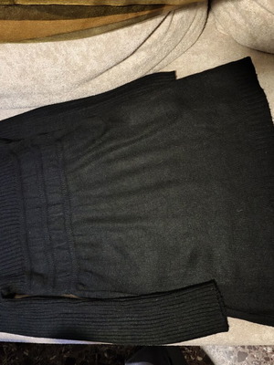 Wool dress long sleeve used, size small, black