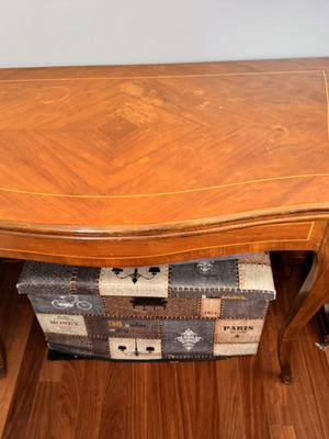 Classic wooden console table used with decorative veneer and marquetry