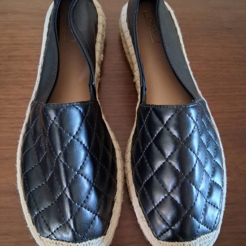 Espadrilles Only size 41 black with quilted design new