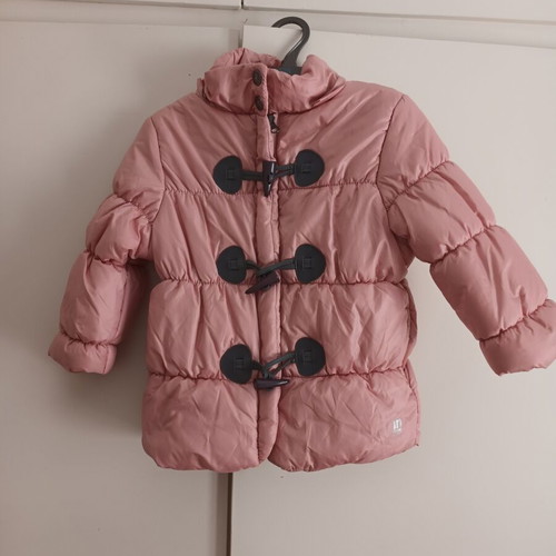 Girls' pink jacket size 3 years like new, missing hood