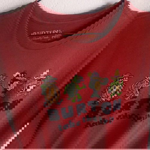 Burton тениска размер M като ново, червена