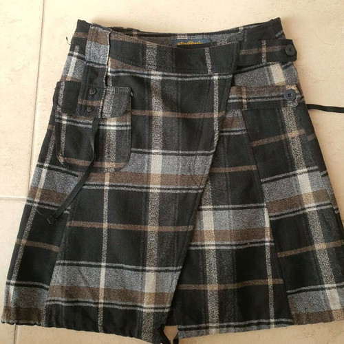 Attrattivo wrap skirt like new, black and brown, size S