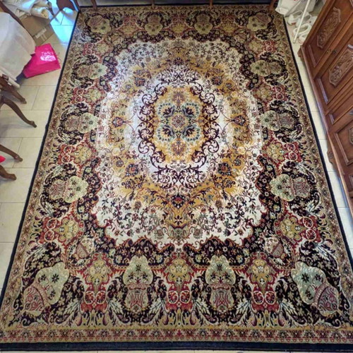 Wool Rug Large 3.40 x 2.45 Like New
