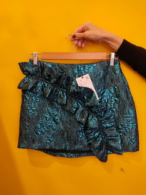 Zara skirt short new, size S
