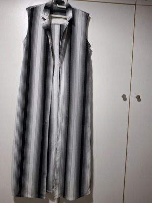 Black and white women's panofori like new, size L
