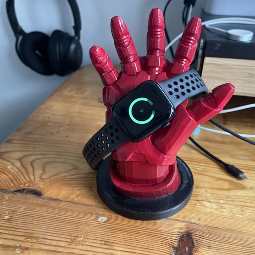 Βάση φορτιστή Iron Man για iWatch καινούργια