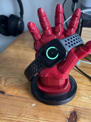Βάση φορτιστή Iron Man για iWatch καινούργια