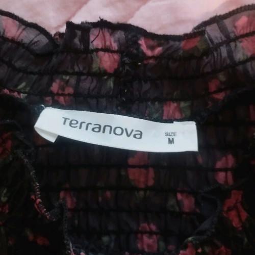Sheer blouse with flowers size M like new, multicolor