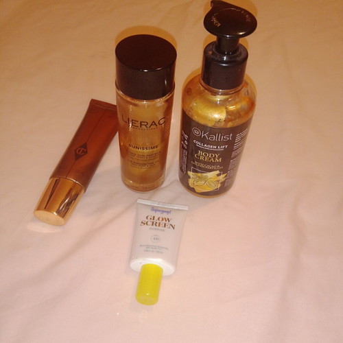 The Perfect Summer Set with Lierac Sunissime Oil and Charlotte Tilbury Contouring Body