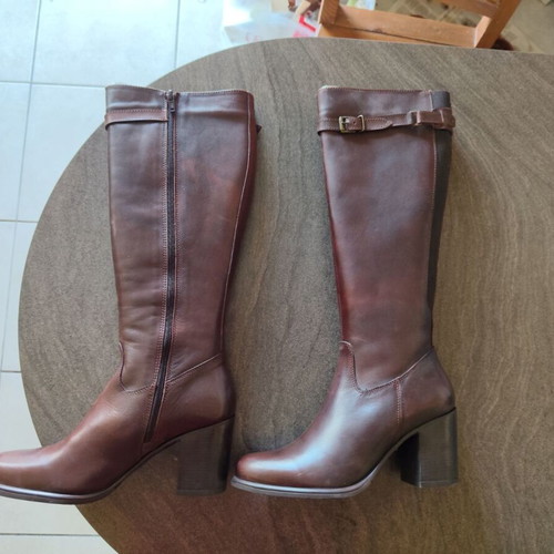 Fratelli Petridi women's boots size 39 like new, brown