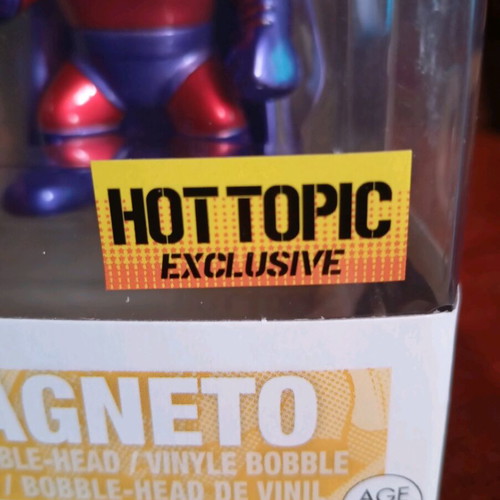 Funko Pop Magneto Hot Topic Exclusive Metallic like new
