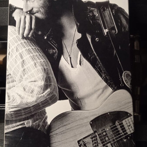 Bruce Springsteen Born to Run 30th Anniversary Edition box set like new