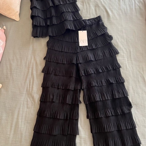 Zara black flared pants and top set new with ruffles