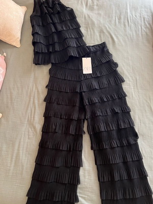 Zara black flared pants and top set new with ruffles