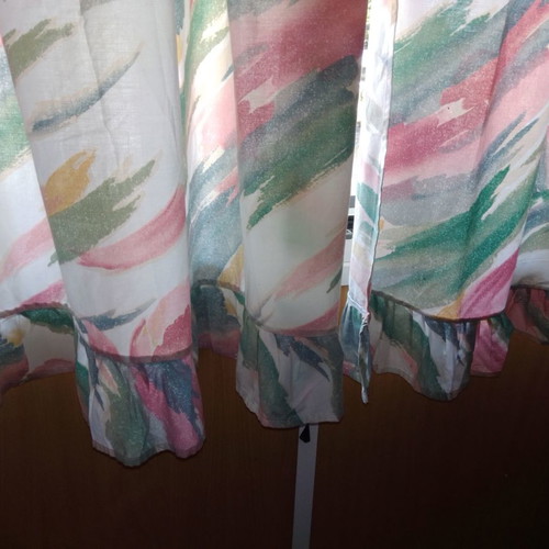 Fabric curtains used, pack of 2, size 1x1.30 each