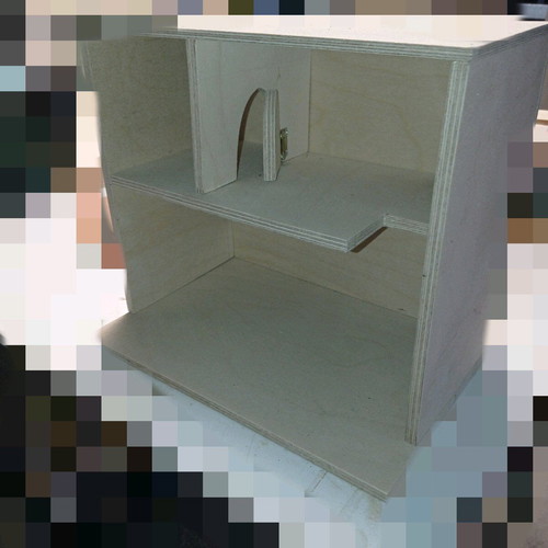 Small wooden dollhouse like new 30x30x15