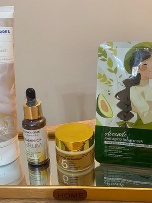 Σετ περιποίησης προσώπου και σώματος με Vitamin C, Korres, μάσκα και κρέμα