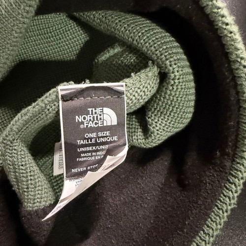 The North Face hat khaki like new, one size