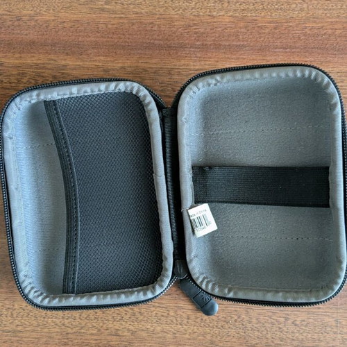Case Logic hard drive carrying case for 2.5" external disk like new