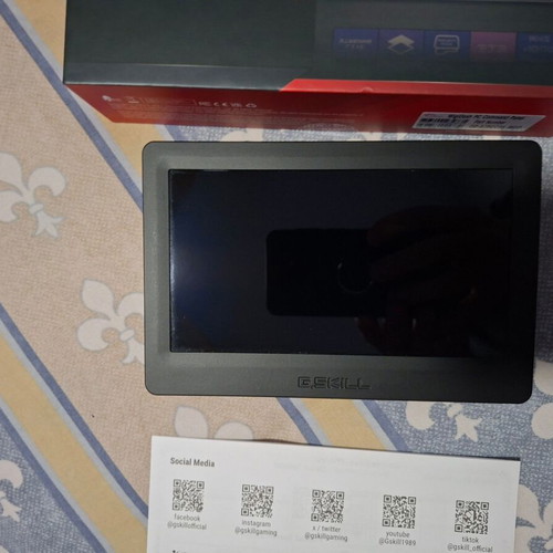 G-Skill WigiDash touchscreen monitor like new