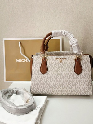 Michael Kors Marilyn Medium bag new, shoulder, beige