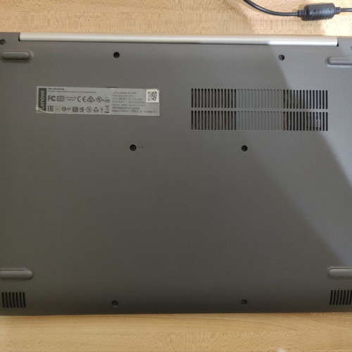 Lenovo Ideapad 330-15IKB laptop i5-7200U 8GB RAM 120GB SSD Windows 10 LTSC IoT