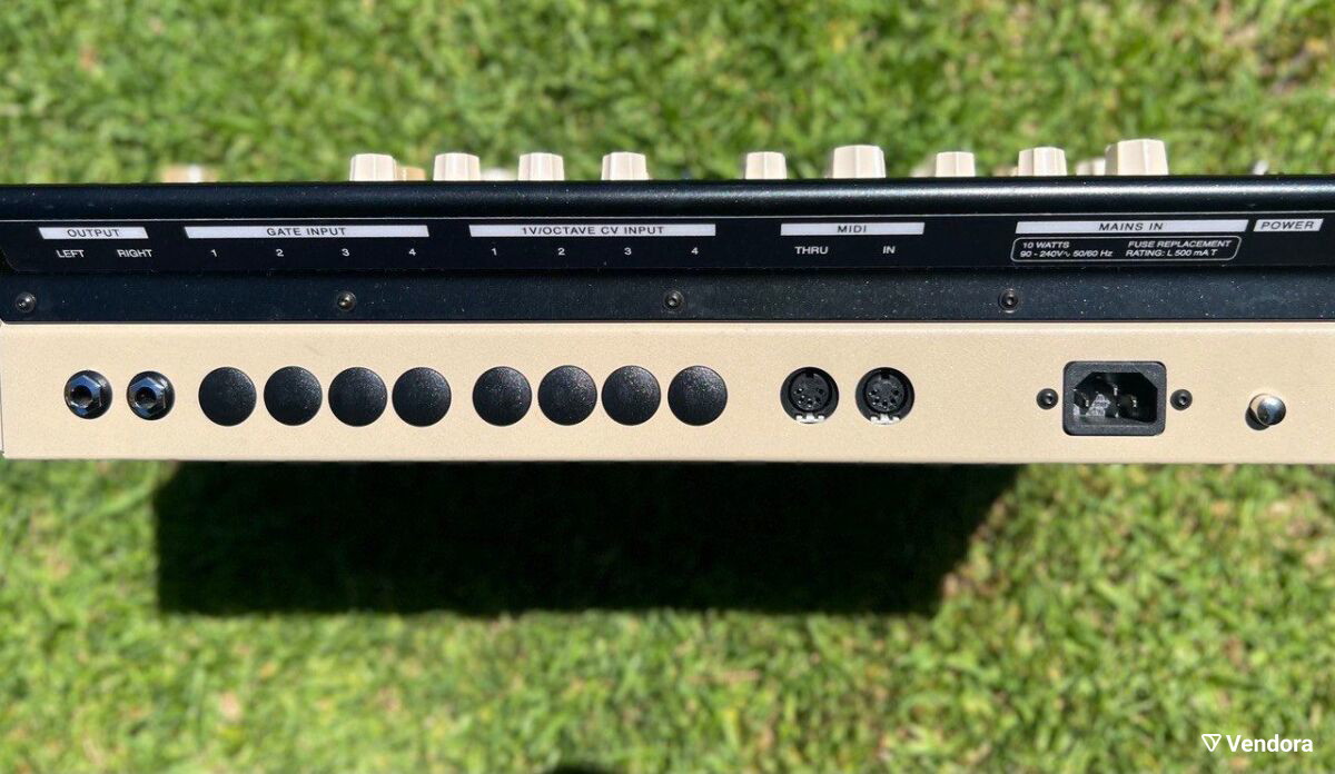 Vermona Perfourmer MK II 4-voice… - € 1.000,00 - Vendora.cy