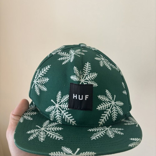 HUF Snowlife SnapBack hat like new, one size, white and green