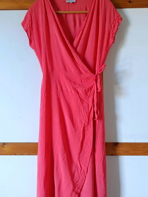 EL STA long wrap dress like new, coral color