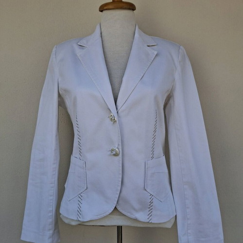 Cinnamar jacket white with embroidered details like new, size 48