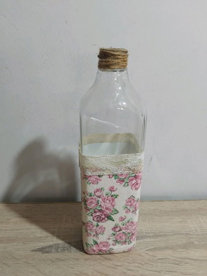 Johnnie empty decorated bottle like new