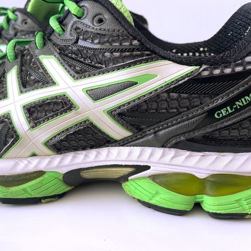 Vintage ASICS Gel Nimbus 13 running shoes 2011