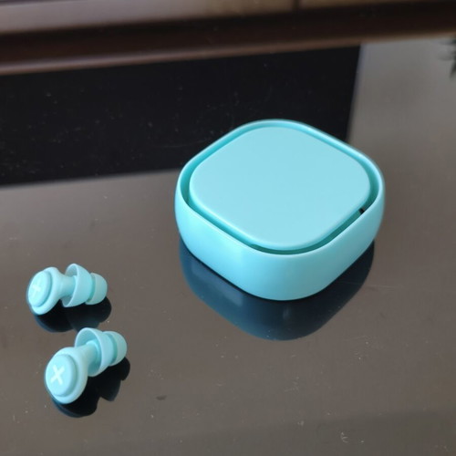 Earplugs for Sleep used with case
