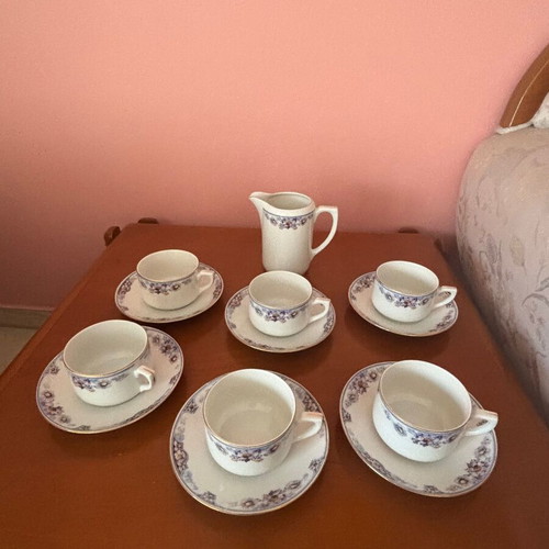 Cup set of 6 like new, German with milk jug