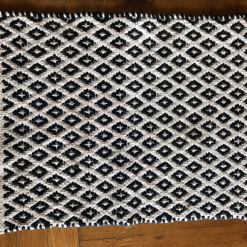 Double-Sided Rug black and white cotton Moroccan style like new