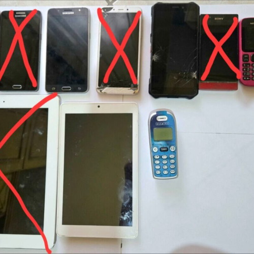 Mobile phones for spare parts used, various models
