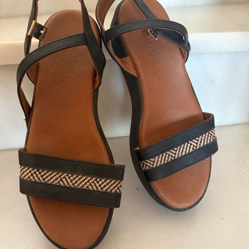 Women's sandals used, size 38, black