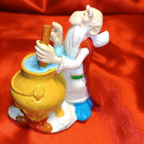 Panoramix figure used, 7.5cm, 1995 druid character