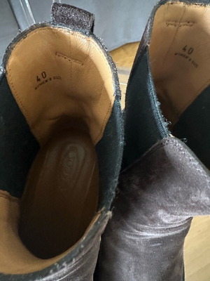 Μπότες Tod’s Chelsea από καφέ σουέντ σαν καινούργιες, μέγεθος 40