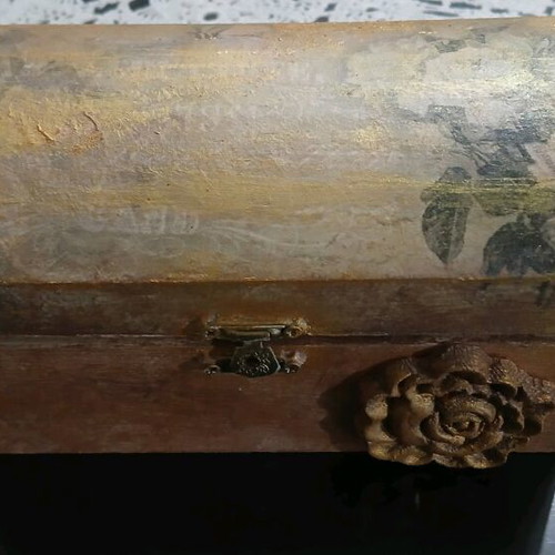Wooden box like new, handmade