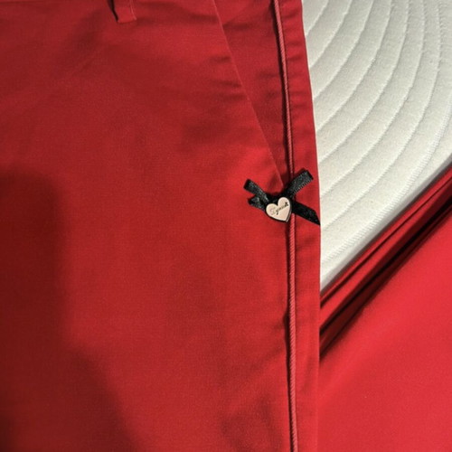 Red Lynne pants size M like new