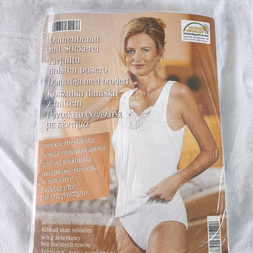 Cotton white undershirts new, set of 2, size M
