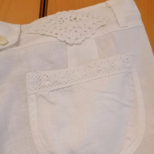 Lynne white linen pants size S used with knitted details