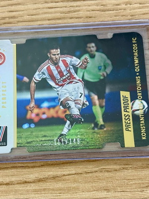Kostas Fortounis Olympiacos Panini Donruss 2016-17 numbered card 111/149
