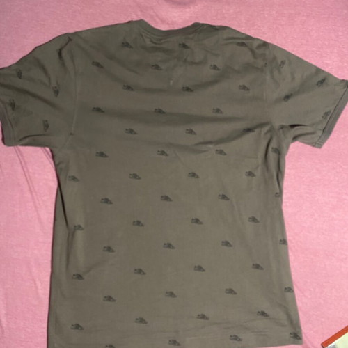Adidas t-shirt large used, khaki color