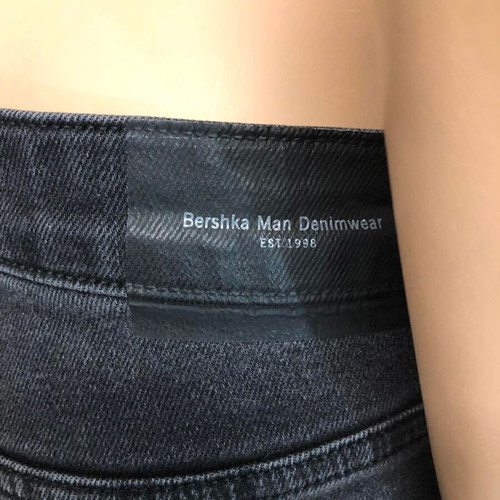Παντελόνι Bershka Skinny σαν καινούργιο, μέγεθος S/M, μαύρο