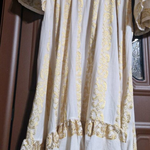 Dress with gold details and elastic waist, like new