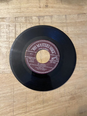 His Master's Voice 45 rpm record used, laiko, Giota Lidia & M. Aggelopoulos