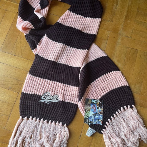 O'neill scarf new, brown salmon color